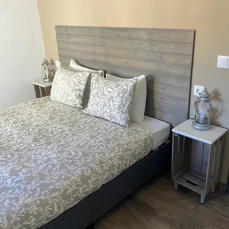 The Globetrotter's 3*