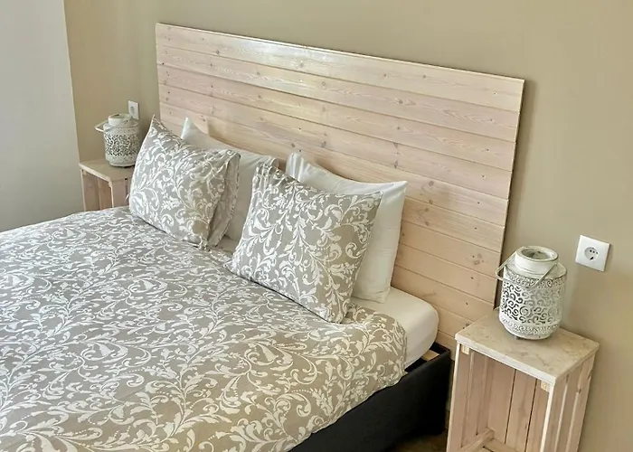 The Globetrotter's Couette-café 3*